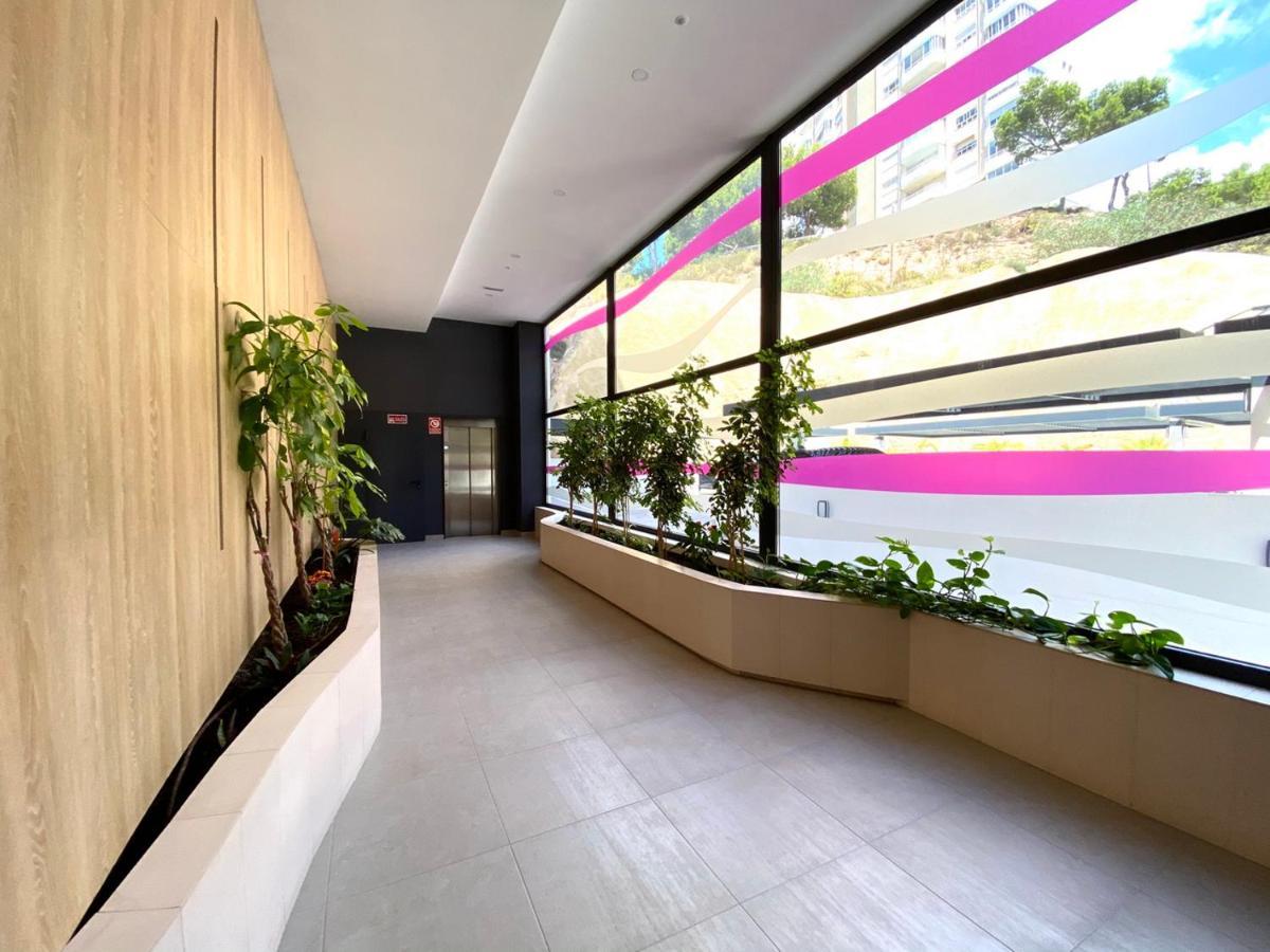 Exclusive On The First Line Of Sol Y Mar Apartment Benidorm