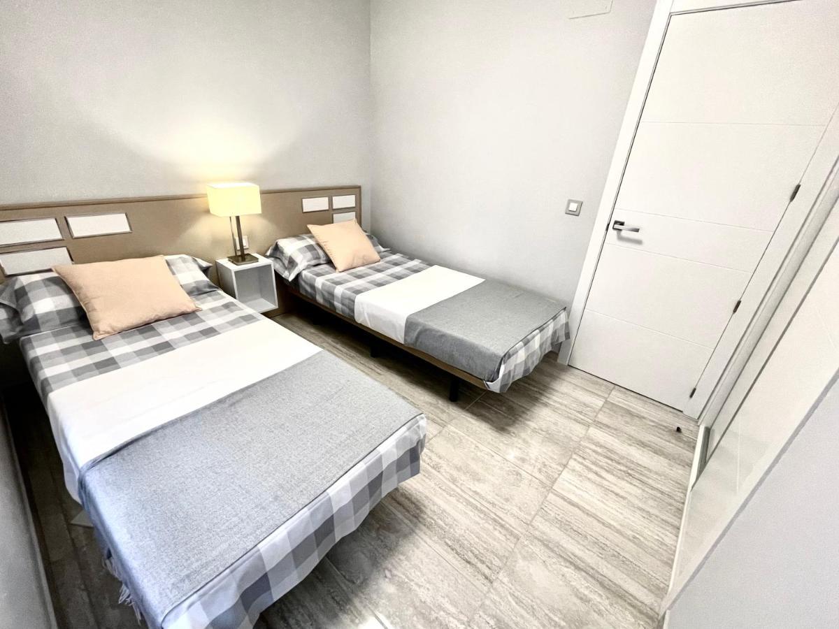 Exclusive On The First Line Of Sol Y Mar Apartament Benidorm