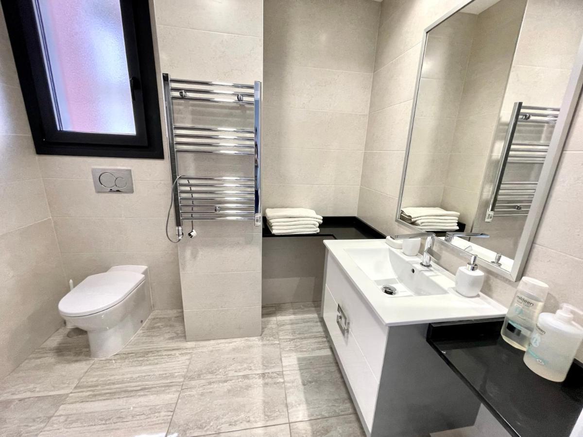 Exclusive On The First Line Of Sol Y Mar Apartament *
